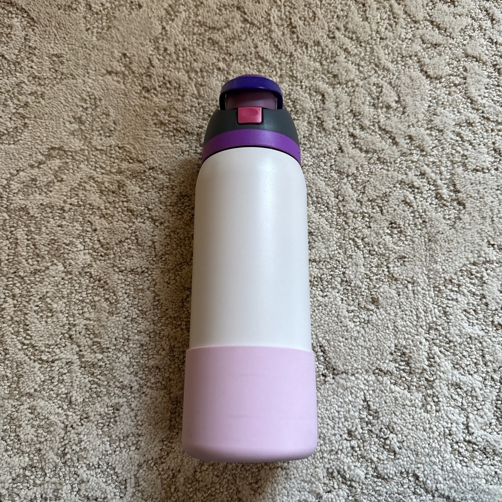 Owala Dreamy Field 32 Oz Water Bottle
